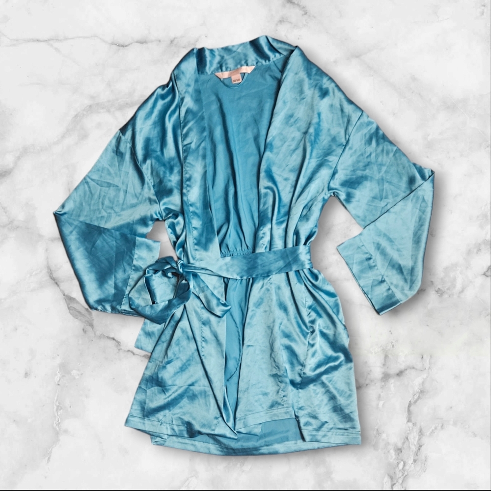 Victoria Secret polyester Robe